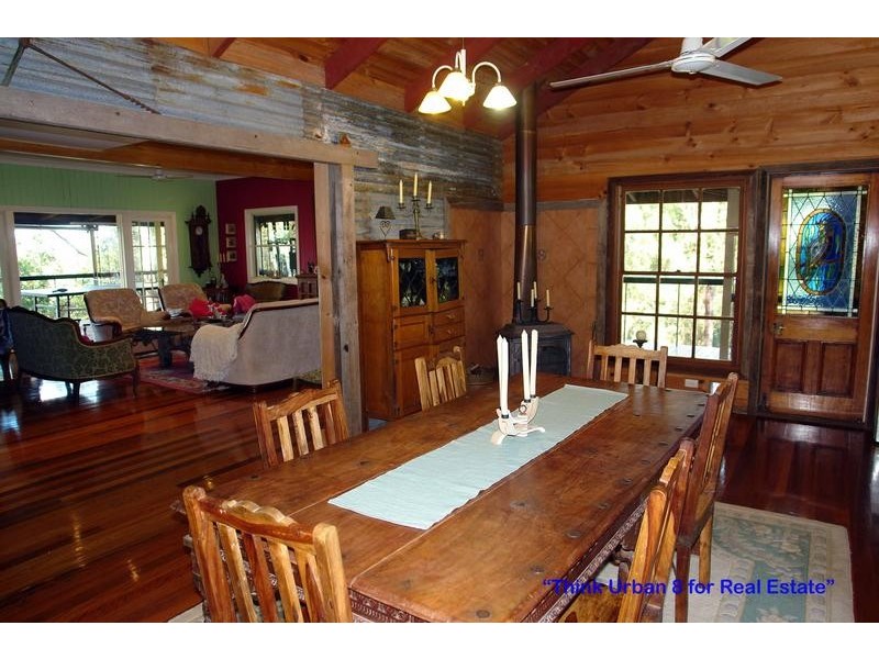 693 Haven Road, Upper Brookfield QLD 4069